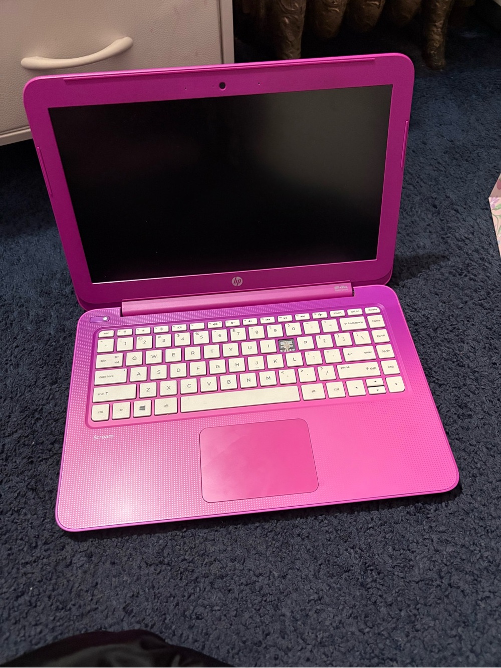HP STREAM 13 Inch Magenta Laptop Works but locked out O key popped off 🩷🩷🩷